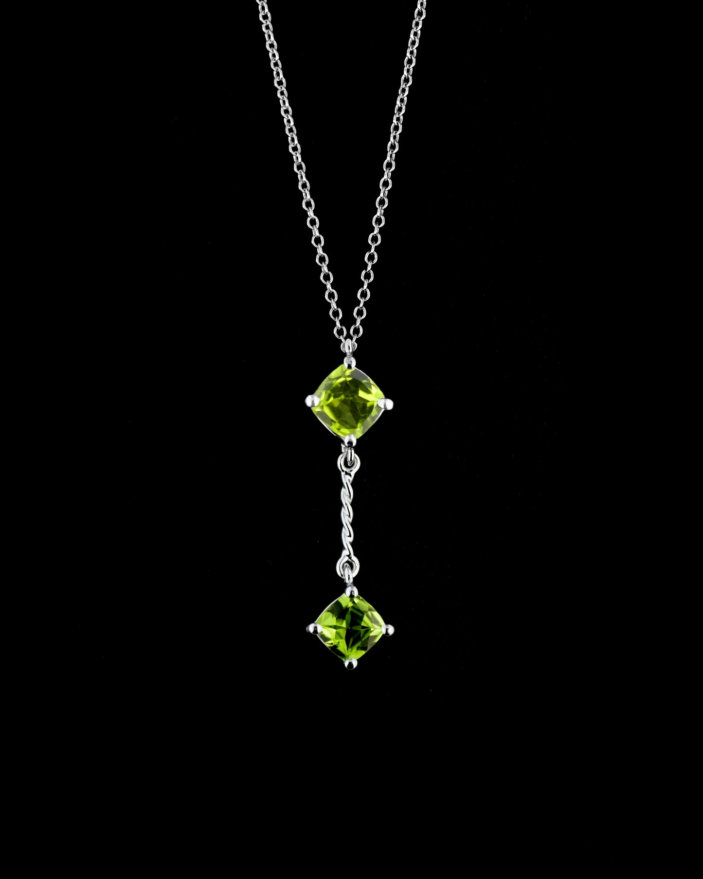 Collana in Argento 925 con Gemme di Peridoto Naturale Taglio a Cuscino