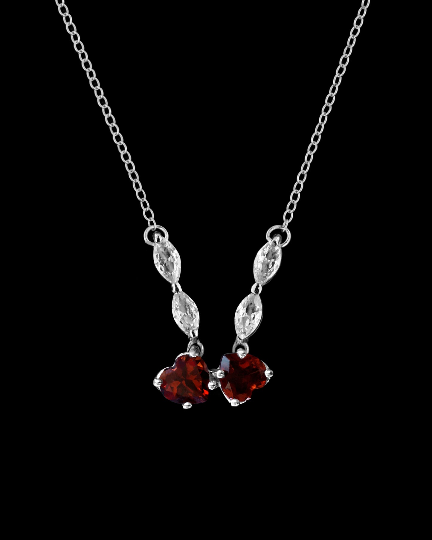 Collana in Argento 925 con Gemme di Granato Naturale Taglio a Cuore e Zirconi Taglio a Marquise