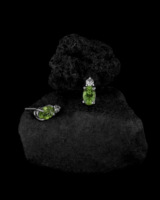 Light Earring - Olivine